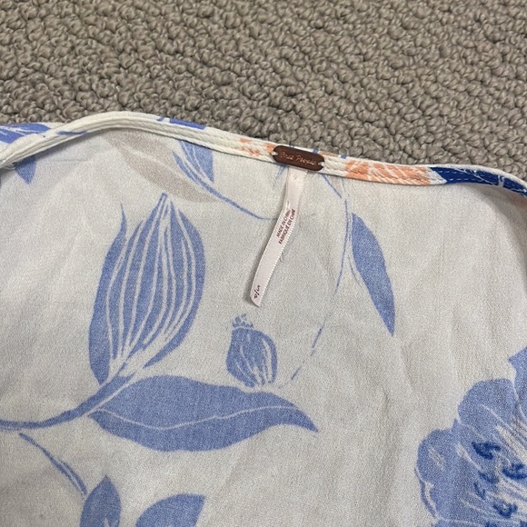 Free People Bella Floral Print Tunic Ivory Blue Combo S - Picture 8 of 9